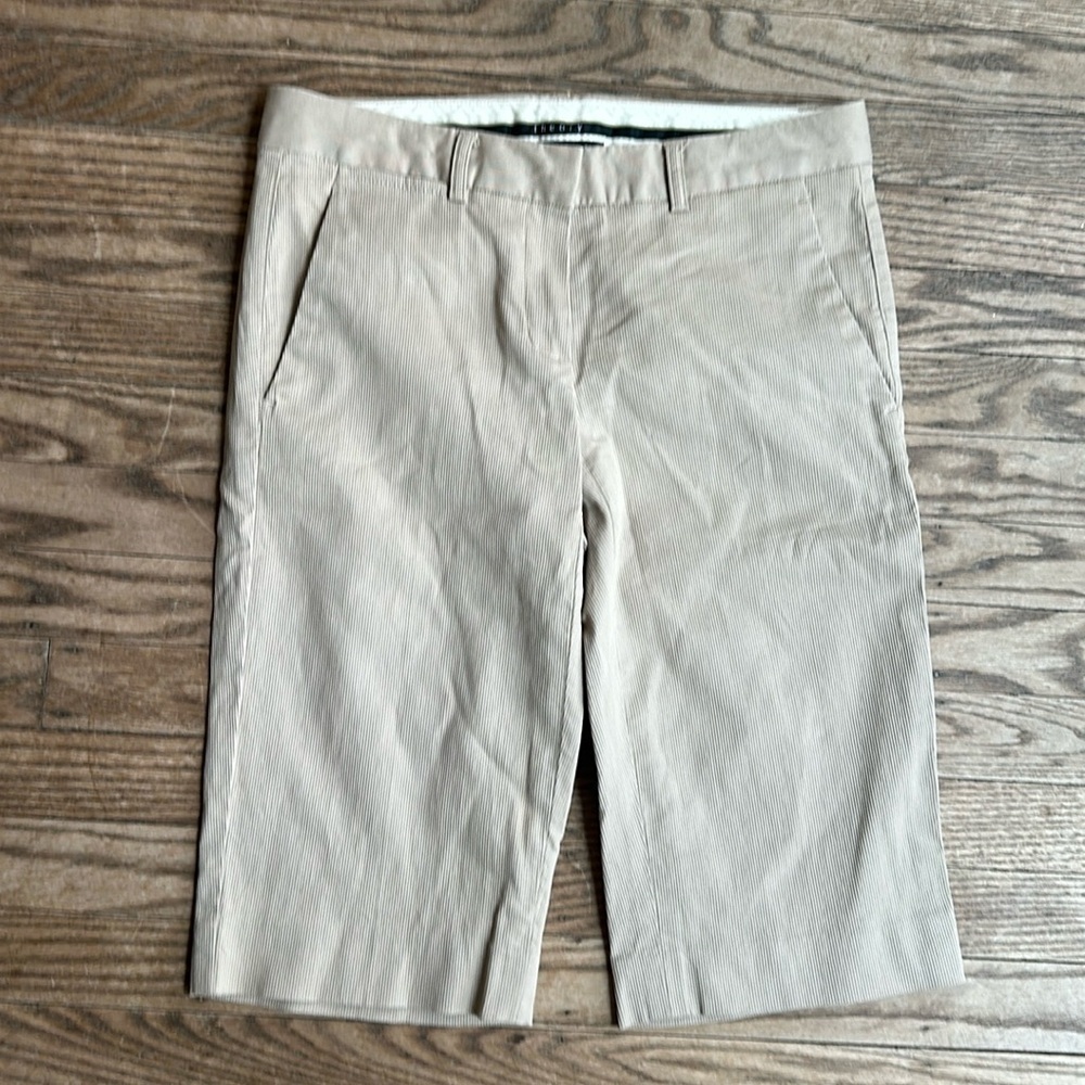 Theory women's Stretch Bermuda Shorts Tan Size 2 EUC